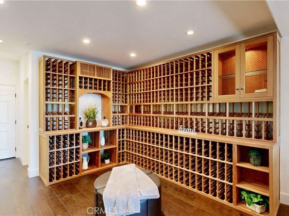 4257 E Ocean Boulevard, Long Beach CA 90803