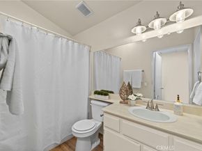 824 N Pasadena Avenue 31, Azusa CA 91702