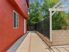 1178 Buelah, Los Angeles CA 90063