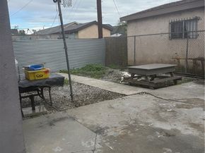 215 E 85th, Los Angeles CA 90003