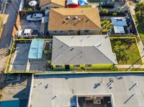 10208 S San Pedro, Los Angeles CA 90003