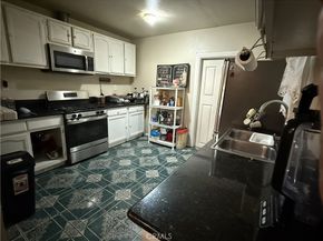 1524 E 75th, Los Angeles CA 90001