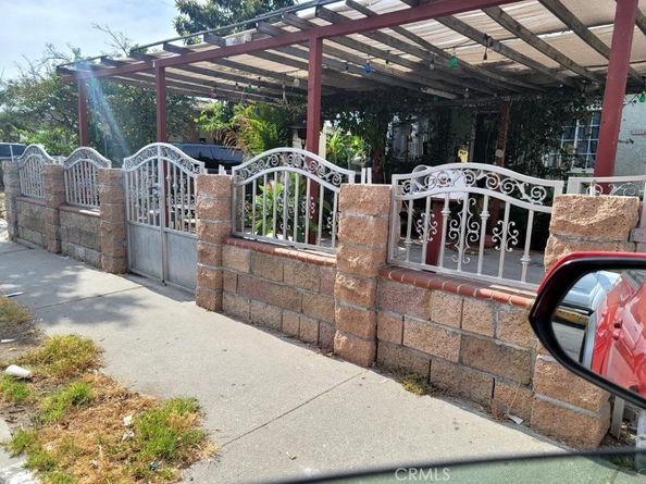 1524 E 75th, Los Angeles CA 90001