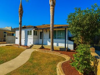 5709 California