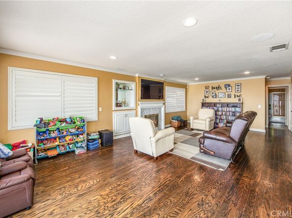 880 E 24th Street, Upland CA 91784