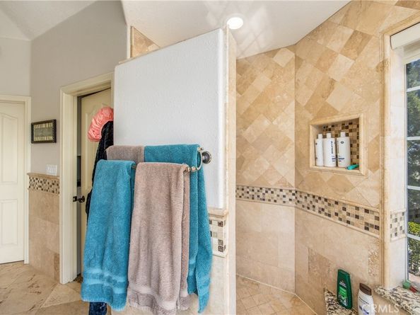 880 E 24th Street, Upland CA 91784