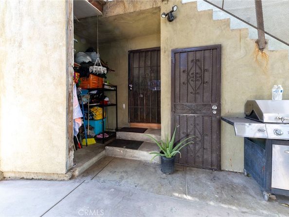 795 E 42nd Place, Los Angeles CA 90011