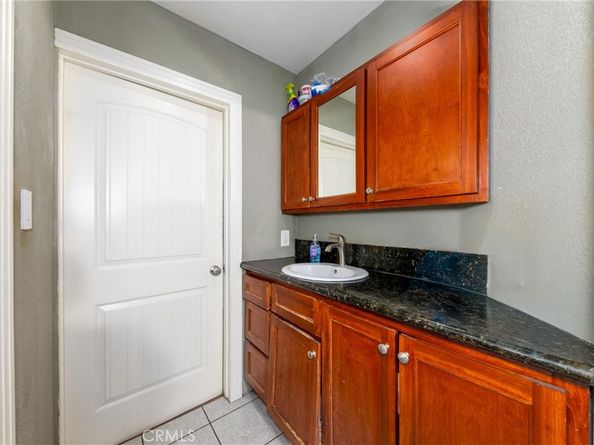 795 E 42nd Place, Los Angeles CA 90011