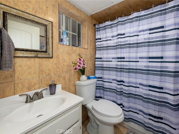 795 E 42nd Place, Los Angeles CA 90011
