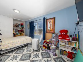 795 E 42nd Place, Los Angeles CA 90011