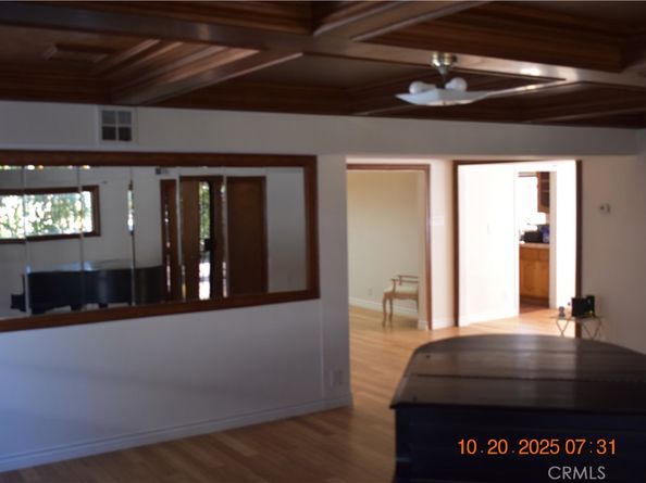 1009 S Rimpau, Los Angeles CA 90019