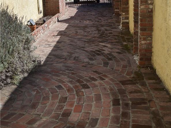 1009 S Rimpau, Los Angeles CA 90019