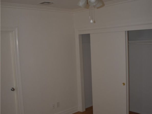 1009 S Rimpau, Los Angeles CA 90019