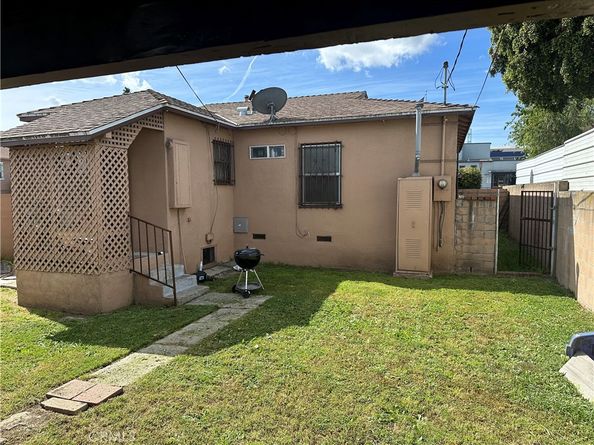 1851 W 96 Street, Los Angeles CA 90047