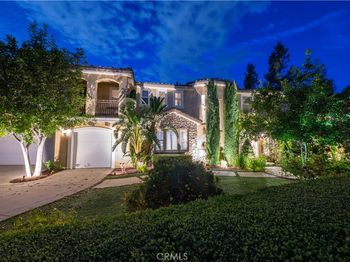 5716 Cabrosa Place
