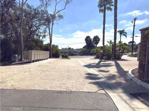 432 Edgehill Lane 26, Oceanside CA 92054