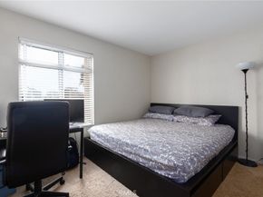432 Edgehill Lane 26, Oceanside CA 92054