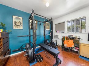 5154 W 20th Street, Los Angeles CA 90016