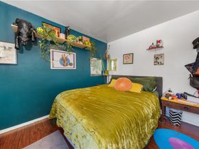 5154 W 20th Street, Los Angeles CA 90016