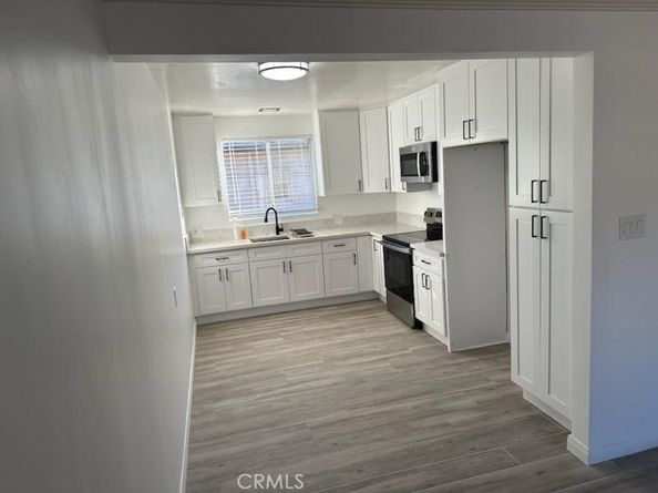 527 Cedar Avenue 2C, Long Beach CA 90802