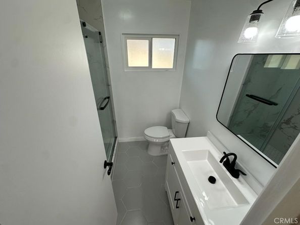 527 Cedar Avenue 2C, Long Beach CA 90802