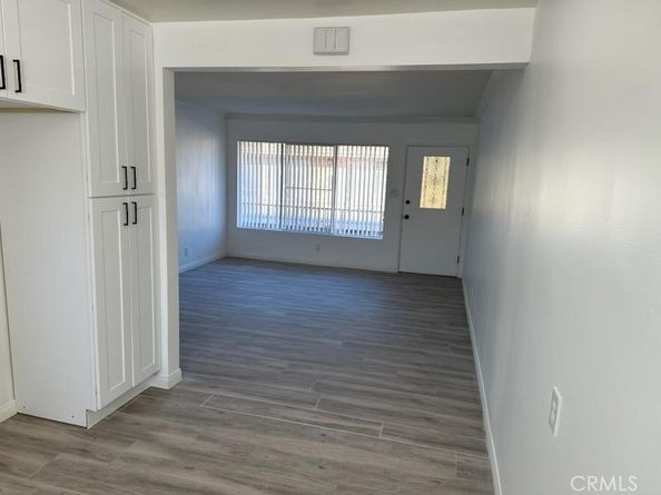 527 Cedar Avenue 2C, Long Beach CA 90802