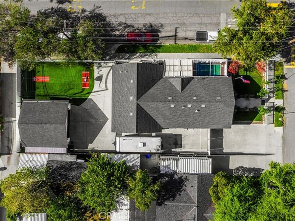 506 E 11th, Upland CA 91786