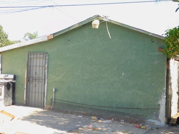 902 E 6th Street, Pomona CA 91766