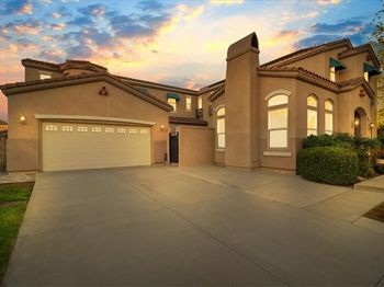 738 Livingston Court
