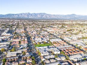 208 N Lincoln 309, Monterey Park CA 91755