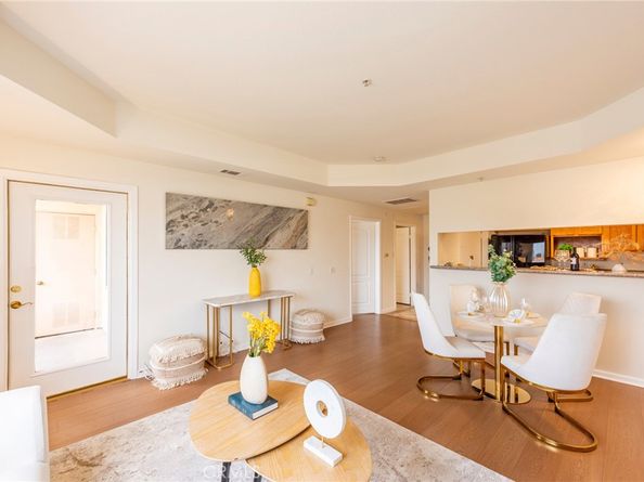 208 N Lincoln 309, Monterey Park CA 91755