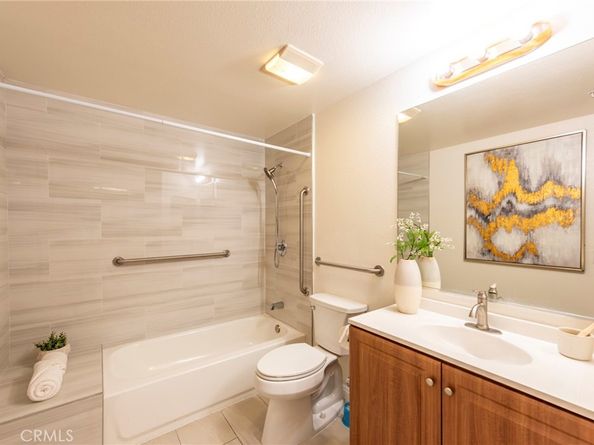 208 N Lincoln 309, Monterey Park CA 91755