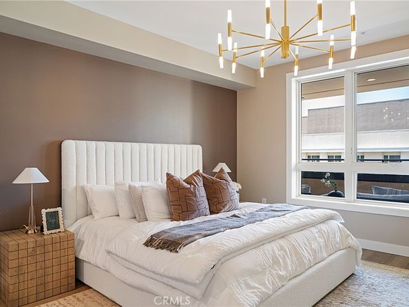 39 S Los Robles Avenue 6010, Pasadena CA 91101