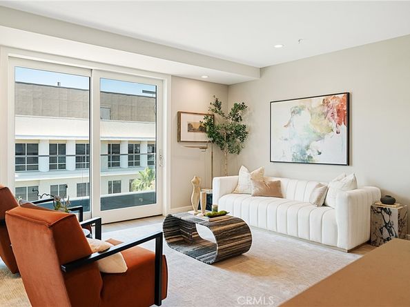 39 S Los Robles Avenue 6010, Pasadena CA 91101