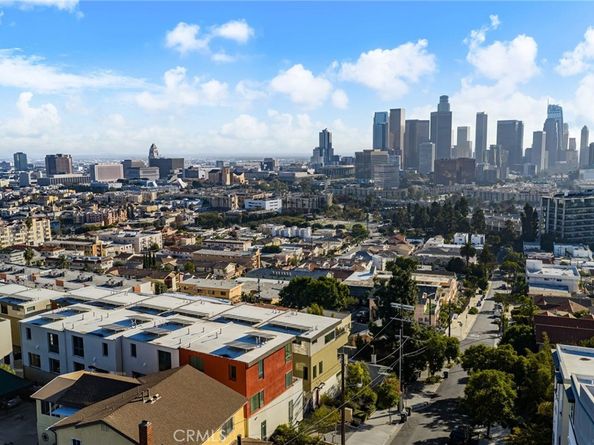 1056 N Joels, Los Angeles CA 90012