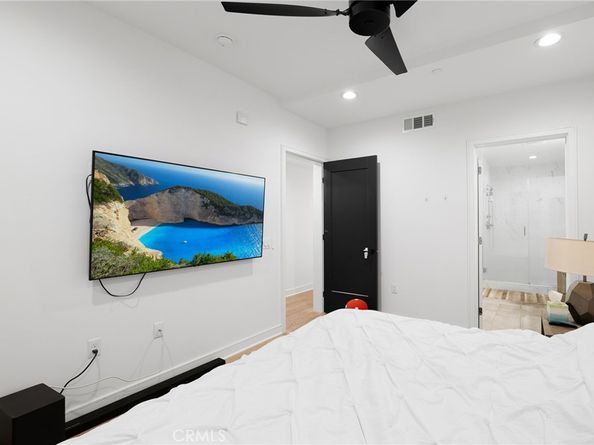 1056 N Joels, Los Angeles CA 90012