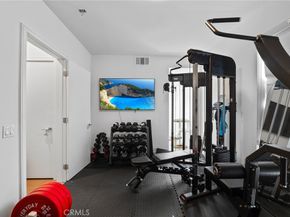 1056 N Joels, Los Angeles CA 90012