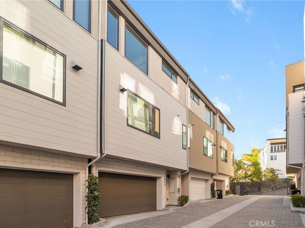 1056 N Joels, Los Angeles CA 90012