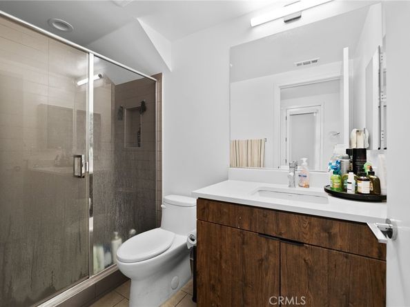 1056 N Joels, Los Angeles CA 90012