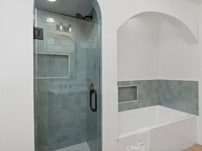 3905 Roxton Avenue, Los Angeles CA 90008