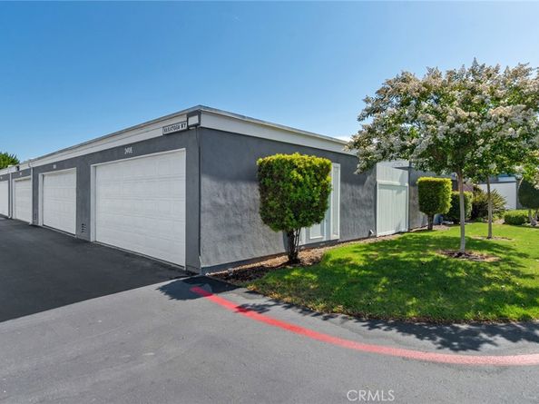 2408 Saratoga Way, Costa Mesa CA 92626