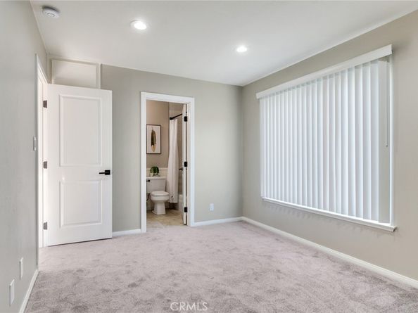 2408 Saratoga Way, Costa Mesa CA 92626