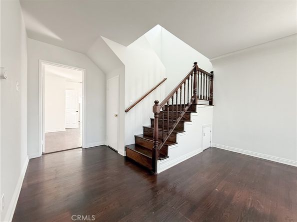 556 W 99th Street, Los Angeles CA 90044