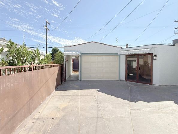 556 W 99th Street, Los Angeles CA 90044