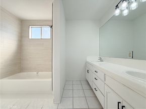 556 W 99th Street, Los Angeles CA 90044