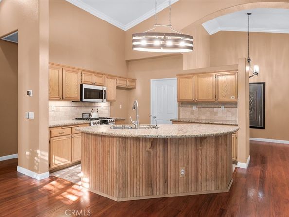 9403 Old Post, Rancho Cucamonga CA 91730