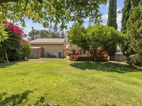 1445 Raymond Avenue, Glendale CA 91201