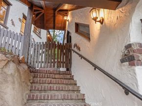 1855 Verdugo Knolls Drive, Glendale CA 91208
