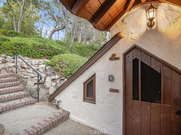 1855 Verdugo Knolls Drive, Glendale CA 91208