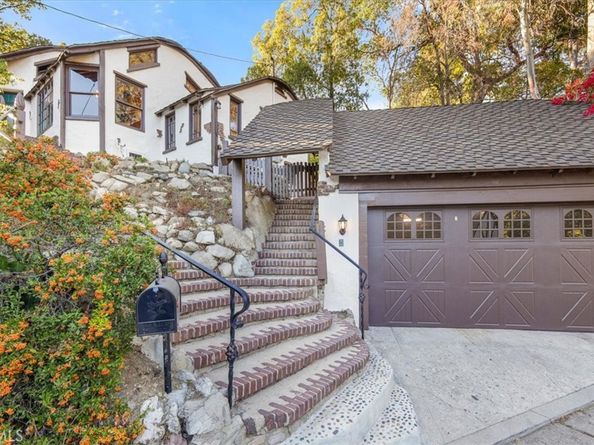 1855 Verdugo Knolls Drive, Glendale CA 91208